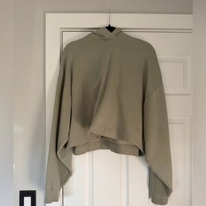 Auth.✅ ALO Yoga “Bae” Crop Hoodie in “Limestone” Size Large💚